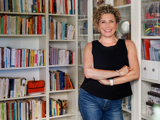María Batet